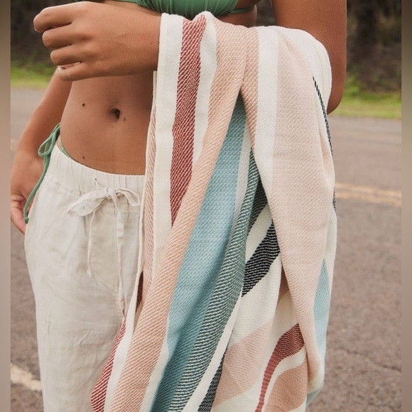 NEW Slowtide Striped Multicolor Turkish Beach Towel - Picture 2 of 4
